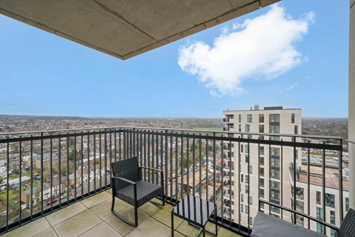 1 Bedroom Flat For Sale In Masons Avenue, Harrow, Middlesex, HA3