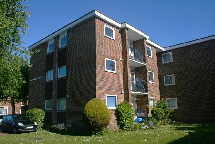 1 Bedroom Flat For Sale In Mill Road, Worthing, BN11