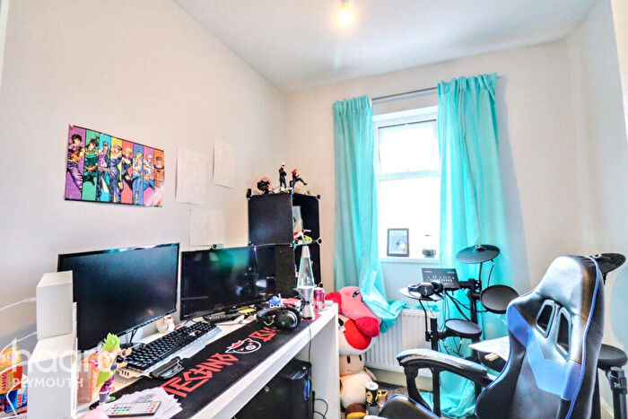 3 Bedroom Terraced House For Sale In Victory Street, Plymouth, PL2