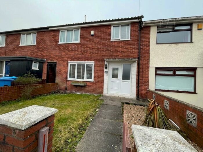 3 Bedroom House To Rent In Haweswater Close, Kirkby, L33