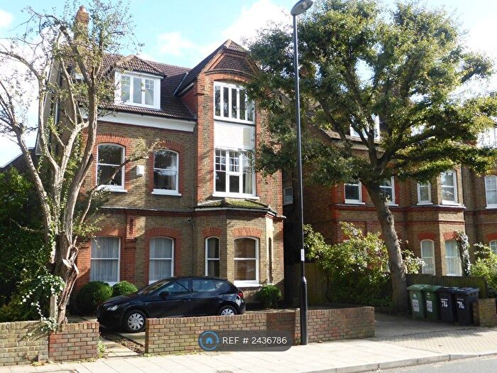 2 Bedroom Flat To Rent In Newlands Park, London, SE26
