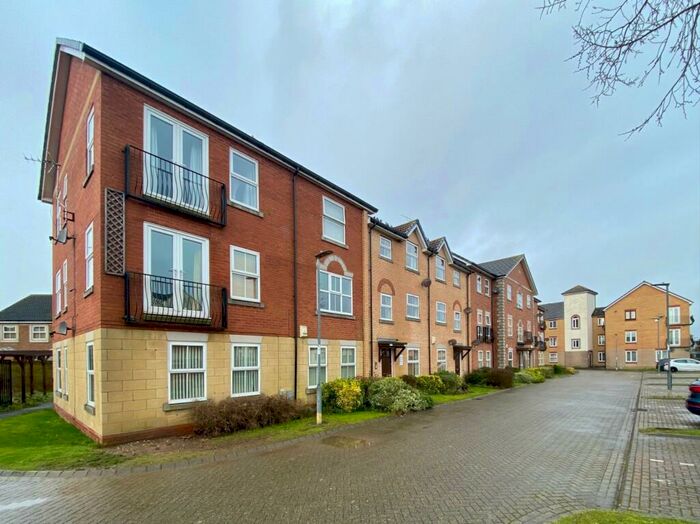 2 Bedroom Flat To Rent In Ha Penny Bridge Way, Victoria Dock, Hull, HU9