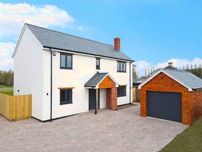 4 Bedroom Detached House For Sale In Mill Road, High Ham, Langport, TA10