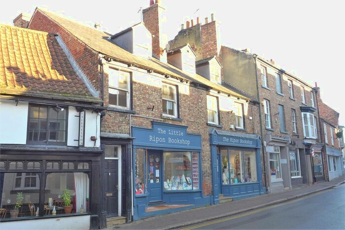 2 Bedroom Flat To Rent In Jacksons Court, Westgate, Ripon, HG4