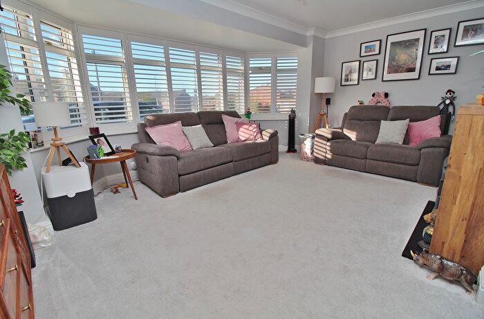 3 Bedroom Semi-Detached House For Sale In Whitsbury Road, Havant, PO9