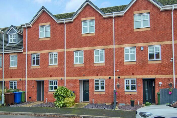 4 Bedroom Terraced House To Rent In Richardson Way, Rugeley, WS15