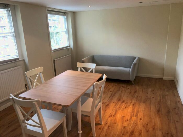 1 Bedroom Flat To Rent In Blackfriars Road, London, SE1