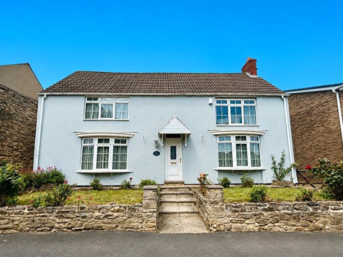 3 Bedroom Detached House For Sale In North Street, West Rainton, DH4