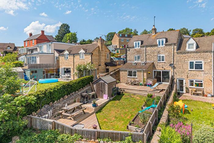 3 Bedroom Semi Detached House For Sale In Lower Kitesnest Lane, Whiteshill, Stroud, GL6