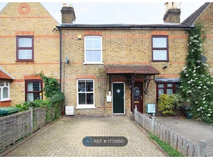 3 Bedroom Terraced House To Rent In French Street, Sunbury-On-Thames, TW16