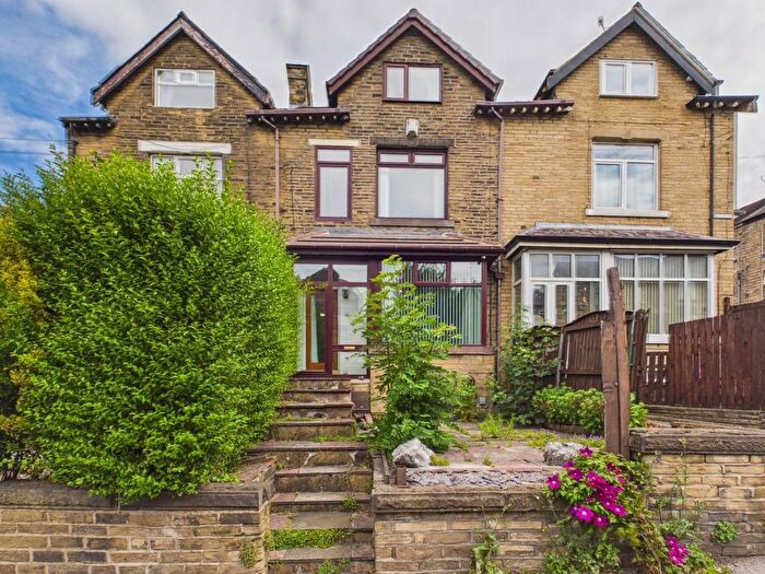 5 Bedroom Terraced House For Sale In Carr Lane, Shipley, BD18