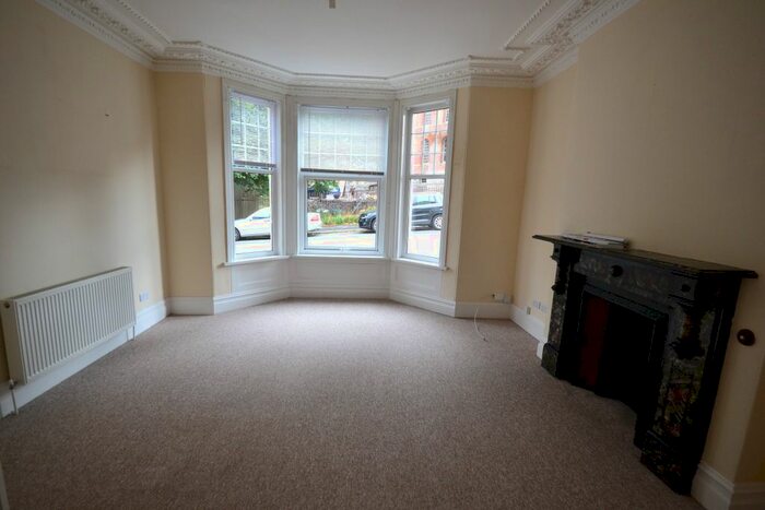 4 Bedroom Terraced House To Rent In Beechwood Avenue, Plymouth, Devon, PL4