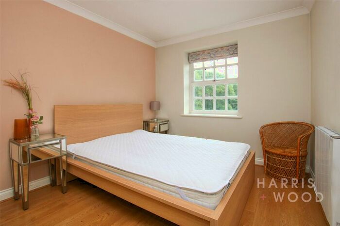 2 Bedroom Apartment To Rent In Waterside Lane, Colchester, Essex, CO2