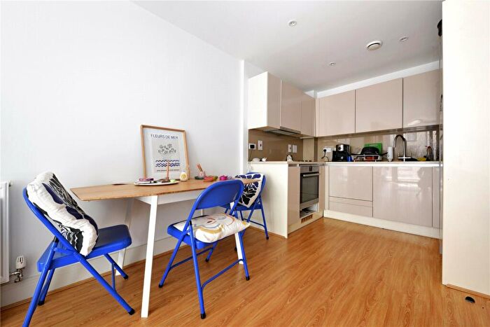 1 Bedroom Flat For Sale In Dyke Road, Brighton, East Sussex, BN1