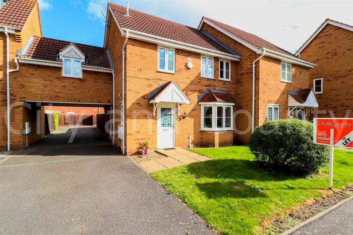 4 Bedroom Semi-Detached House To Rent In Jubilee Way, Crowland, Peterborough, PE6