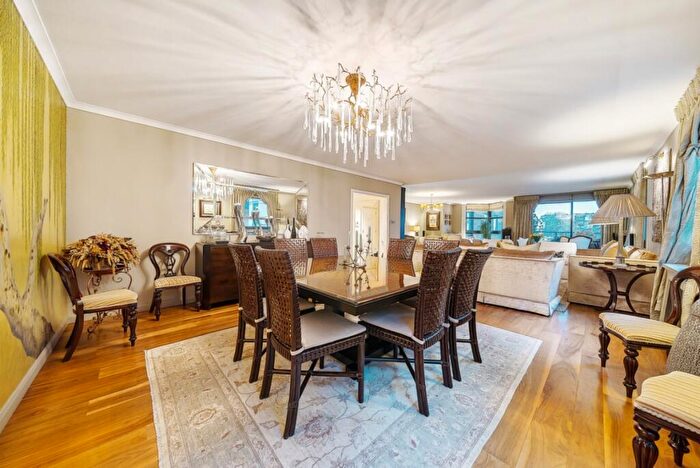5 Bedroom Flat To Rent In Anhalt Road, London, SW11