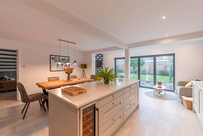 4 Bedroom Detached House For Sale In St. James Road, Little Paxton, St. Neots, Cambridgeshire, PE19