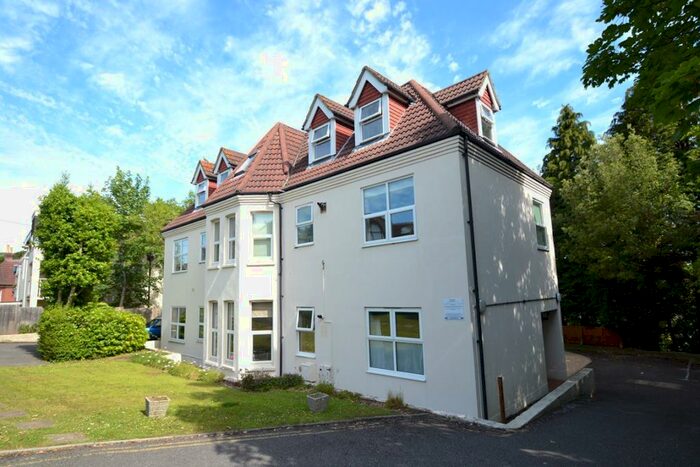 1 Bedroom Flat To Rent In Westbourne, BH4