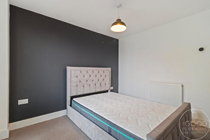 1 Bedroom Apartment For Sale In Arundel Street, Manchester, M15