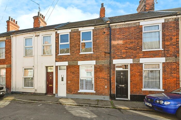 3 Bedroom Terraced House For Sale In Archdale Street, King's Lynn, Norfolk, PE30