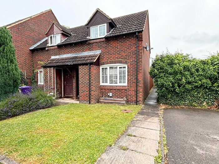 1 Bedroom End Of Terrace House To Rent In Page Close, Baldock, SG7