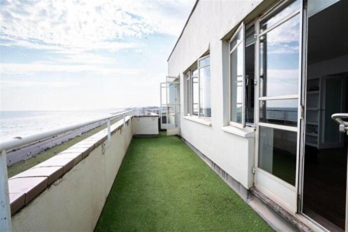 1 Bedroom Apartment For Sale In Kings Road, Brighton, BN1