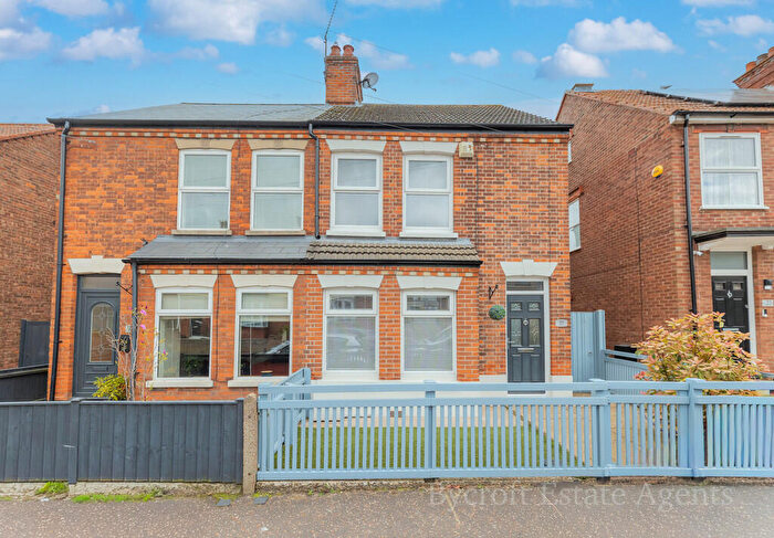 2 Bedroom Semi Detached House For Sale In Roslyn Road, Gorleston, NR31