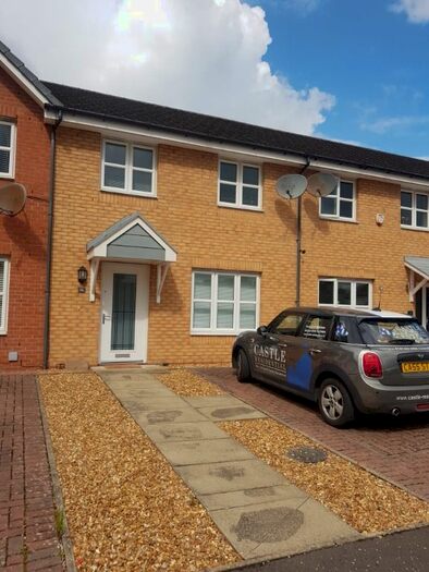 3 Bedroom Terraced House To Rent In Dermontside Close, Crookston, Glasgow, G53