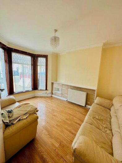3 Bedroom Terraced House To Rent In Chester Road, Ilford, IG3