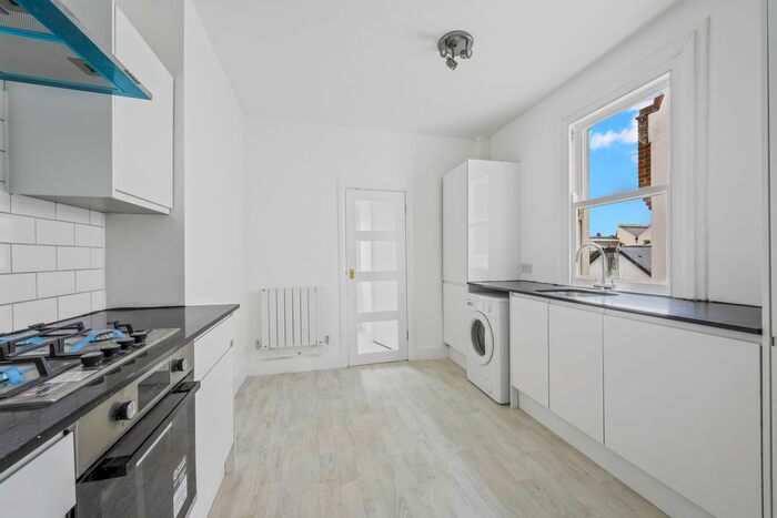 2 Bedroom Maisonette To Rent In Cowper Road, London, SW19