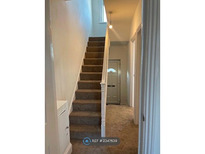 2 Bedroom Flat To Rent In Camden Road, Tunbridge Wells, TN1