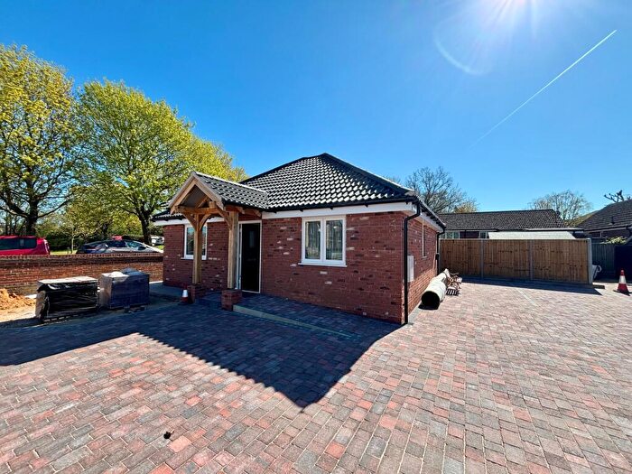 2 Bedroom Detached Bungalow To Rent In London Road, Brandon, IP27