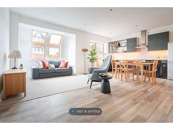 2 Bedroom Flat To Rent In De Montfort Amp; Green, Leicester, LE1