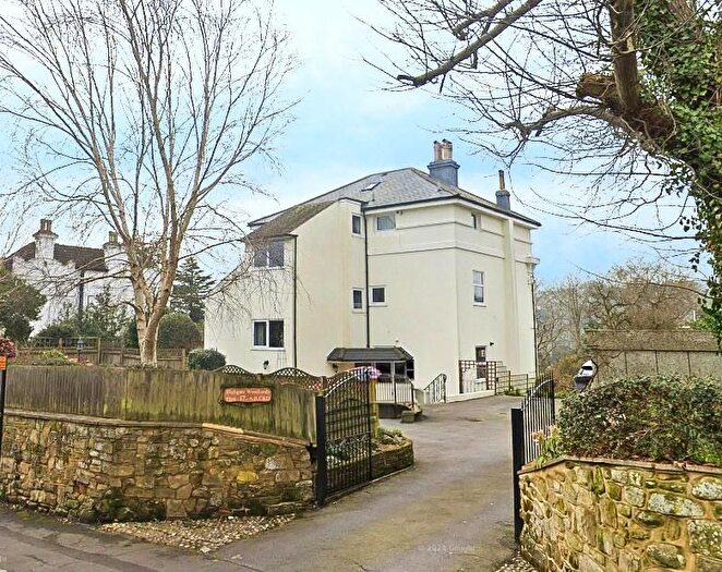 2 Bedroom Flat To Rent In Baldslow Road, Hastings, TN34