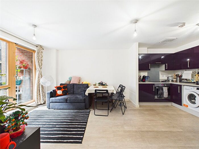 2 Bedroom Flat For Sale In Crown And Anchor House, Sweetman Place, Bristol, BS2