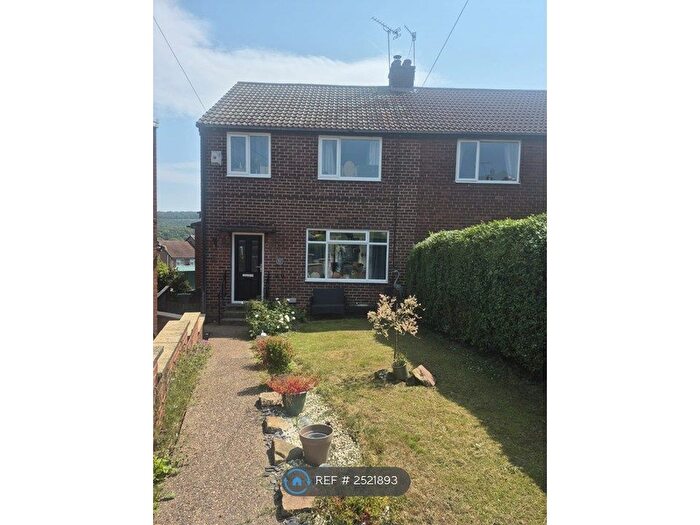 3 Bedroom Semi-Detached House To Rent In Beauchief Close, Deepcar, Sheffield, S36