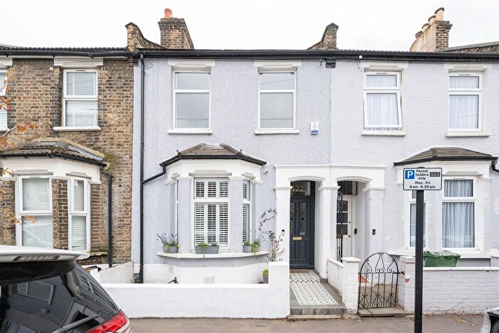 3 Bedroom Terraced House For Sale In Ashville Road, Leytonstone, E11