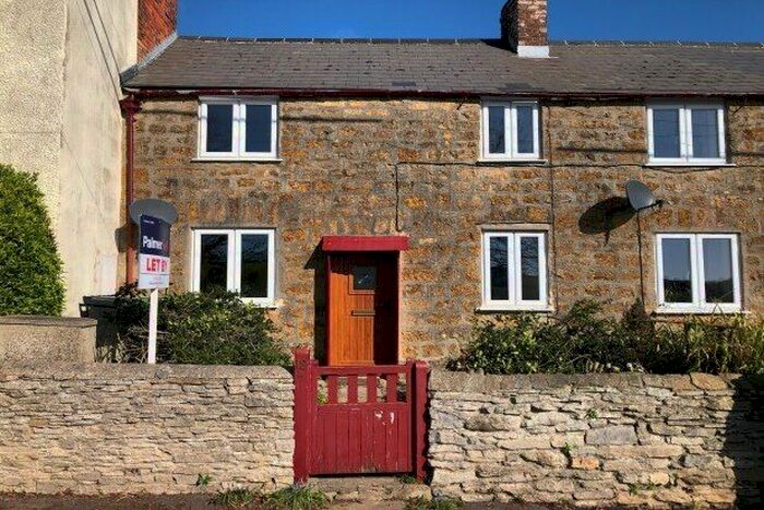 3 Bedroom Property To Rent In West Road, Bridport, DT6