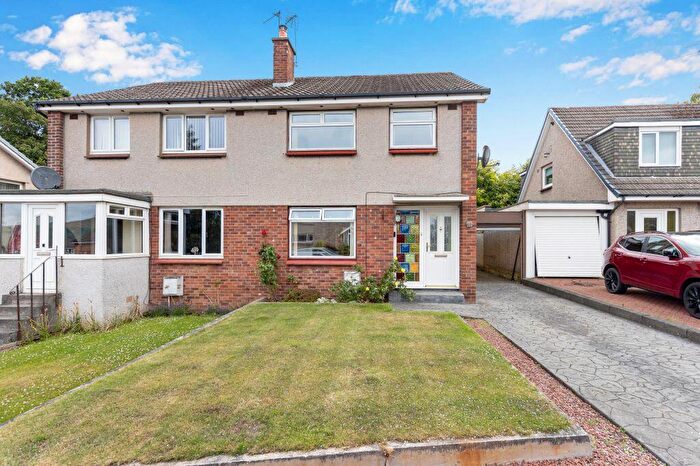 3 Bedroom Semi-Detached House For Sale In Mayburn Avenue, Loanhead, EH20