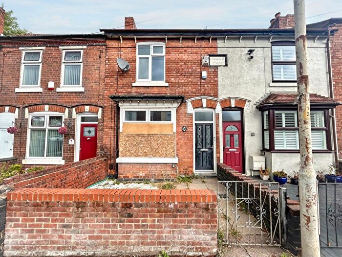 3 Bedroom Terraced House For Sale In Sedgley Road, Dudley, DY1