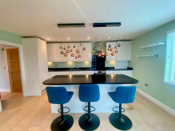 3 Bedroom Apartment To Rent In Ongar Road, Brentwood, CM15