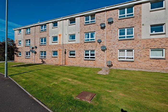 2 Bedroom Flat For Sale In Sanderling, Lesmahagow, Lanark, ML11