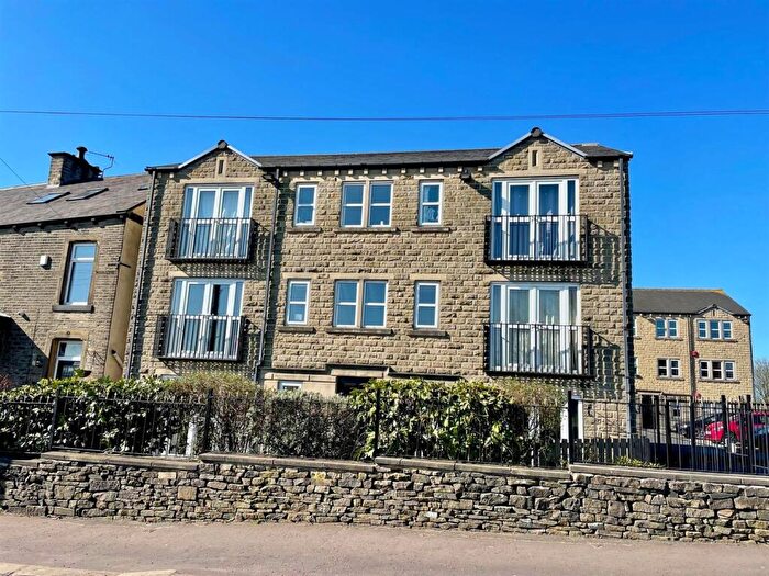 2 Bedroom Flat For Sale In Skircoat Moor Road, Halifax, HX3