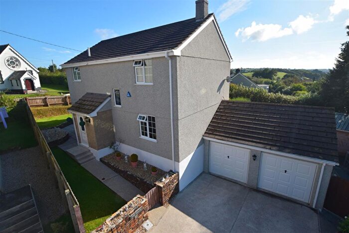 5 Bedroom Detached House For Sale In Serpells Meadow, Polyphant, Launceston, PL15