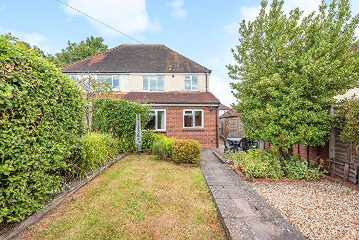 4 Bedroom Semi Detached House To Rent In Aldershot Road, Guildford, GU2
