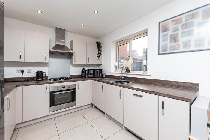 3 Bedroom Detached House For Sale In Wheldon Road, Castleford, WF10