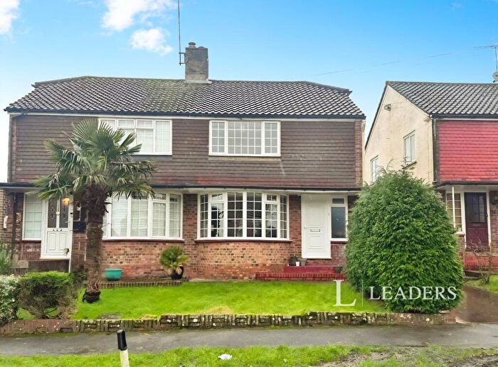 3 Bedroom Semi Detached House To Rent In Noel Rise, Burgess Hill, RH15