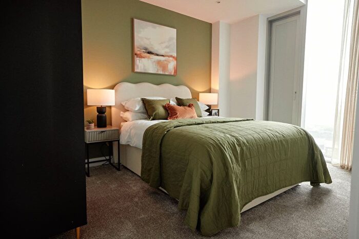 1 Bedroom Flat For Sale In Dantzic Street, Manchester, M4