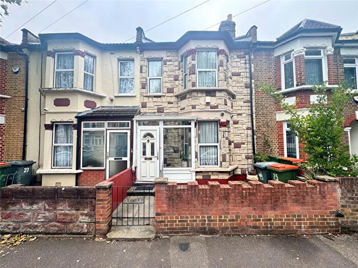 3 Bedroom Terraced House For Sale In Elizabeth Road, East Ham, E6