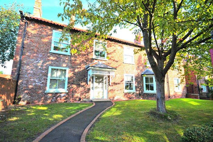 2 Bedroom Flat To Rent In Skerne Lodge, Haughton Green, Darlington, DL1